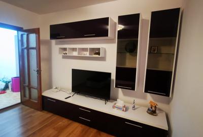 Apartament cu 3 camere decomandat în Tomis Nord
