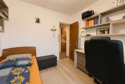 Apartament cu 3 camere semidecomandat în Astra - 8