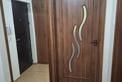 Apartament cu 3 camere decomandat, mobilat în Obor