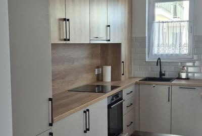 Apartament cu 2 camere decomandat în Ipotești
