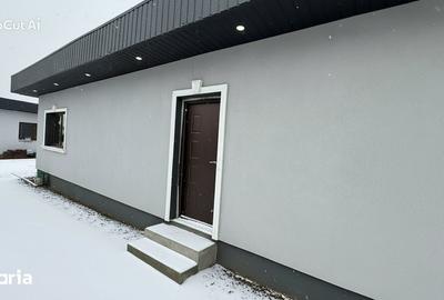 Casă cu 3 camere cu Teren 500 Mp în Letea Veche