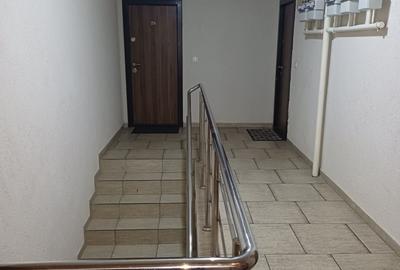 Garsonieră decomandată în Central