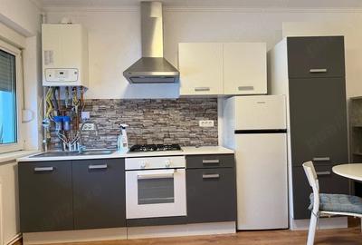 Apartament cu 2 camere decomandat în Central - 4