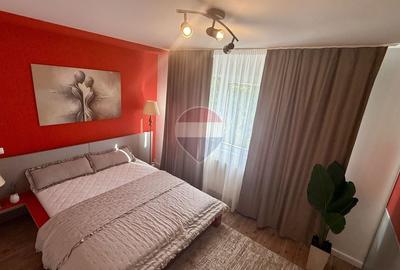 Apartament cu 3 camere semidecomandat, mobilat în Săsar