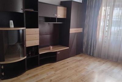 Apartament cu 2 camere decomandat în Central - 1