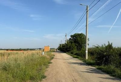 Teren Construcții intravilan de 664 mp, în Odăi