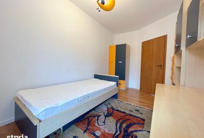 Casă cu 5 camere cu Teren 300 Mp în Bucovina