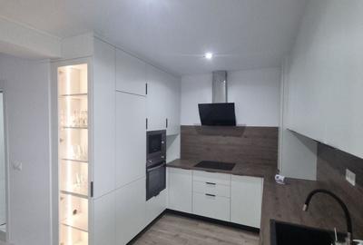 Casă cu 3 camere cu Teren 300 Mp în Remetea