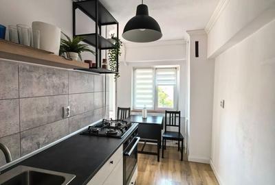Apartament cu 2 camere în P-ța Victoriei - 2