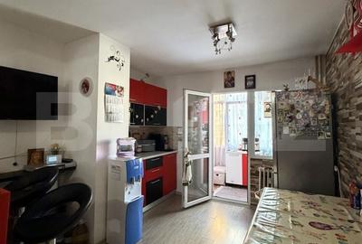 Apartament cu 4 camere decomandat în Central - 10