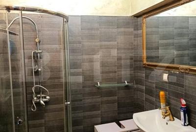 Apartament cu 3 camere în Independenței