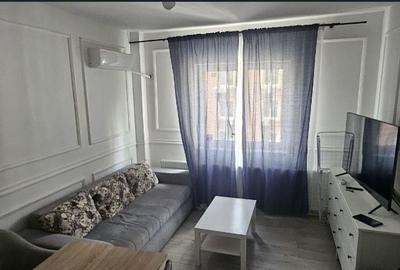 Apartament cu 3 camere decomandat în Centrul Istoric