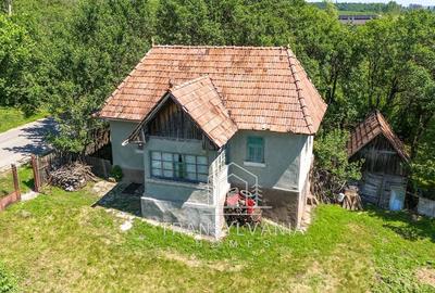 Casă cu Teren 1368 Mp în Livada (Petreștii de Jos) - 16