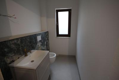 Casă individuală cu 4 camere cu Canalizare în Moșnița Nouă - 15