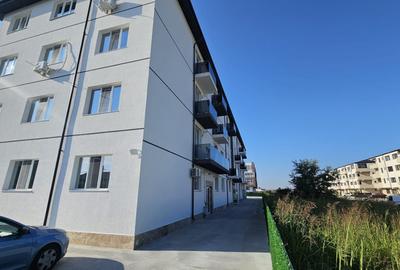 Apartament cu 3 camere decomandat în Popești-Leordeni