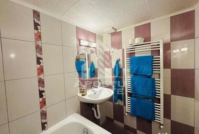Apartament cu 2 camere decomandat în Central