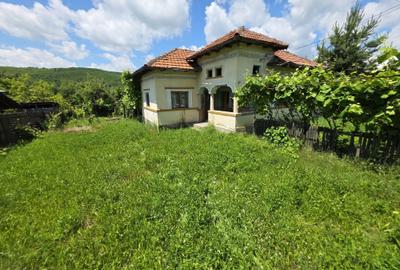 Casă cu 3 camere în Călinești - 6