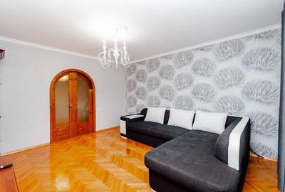 Apartament cu 3 camere decomandat în Central - 1