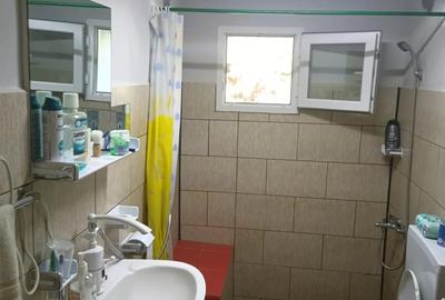 Casă cu 3 camere în Central - 1