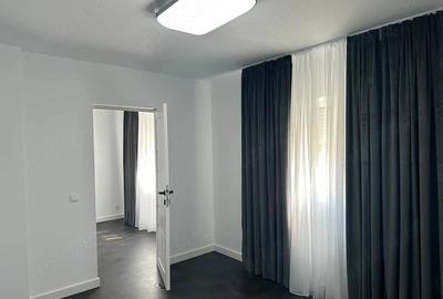 Casă cu 3 camere cu Teren 110 Mp în Central
