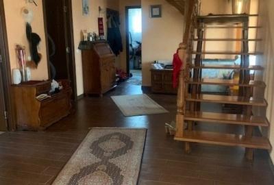 Casă cu 5 camere cu Canalizare în Vest - 3