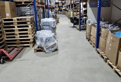 Spațiu comercial, de 400 mp, în Militari - 1