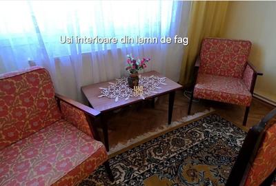 Casă cu 4 camere în Central