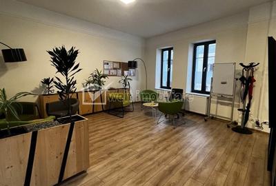 Spațiu comercial, de 273 mp, în Central - 2