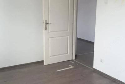Apartament cu 2 camere semidecomandat în Micro 11 - 2