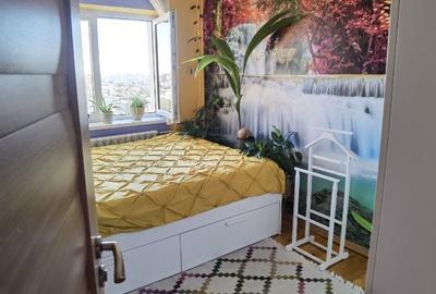 Apartament cu 3 camere decomandat în Tei - 4