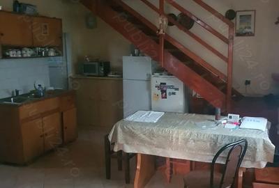Casă cu Teren 1000 Mp în Central - 9