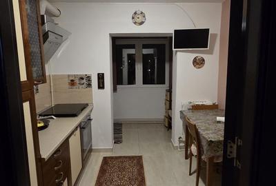 Apartament cu 2 camere decomandat în Sud
