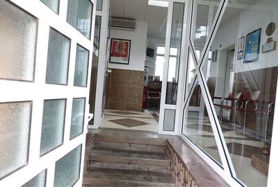 Spațiu comercial, de 290 mp, în Central - 2