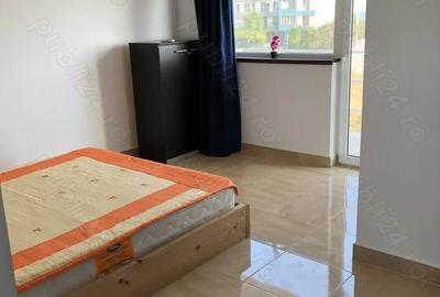 Casă cu 6 camere cu Teren 100 Mp în Central - 1