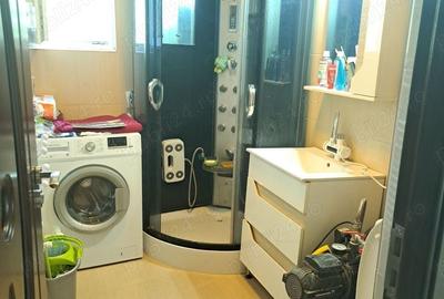 Casă cu 2 camere cu Teren 864 Mp în Central