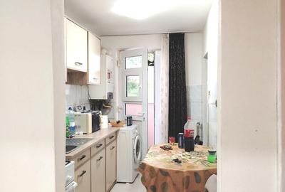 Apartament cu 2 camere decomandat în Sud