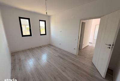 Casă cu 4 camere cu Teren 353 Mp în Berceni - 11