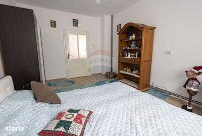 Casă cu 4 camere cu Teren 500 Mp în Muncelu - 1