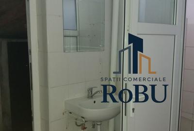 Spațiu comercial, de 64 mp, în Tractorul