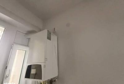 Apartament cu 3 camere în Universitate
