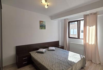 Apartament cu 2 camere decomandat în Titan