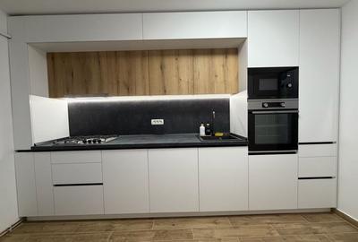 Apartament cu 3 camere decomandat în Satu Nou - 1