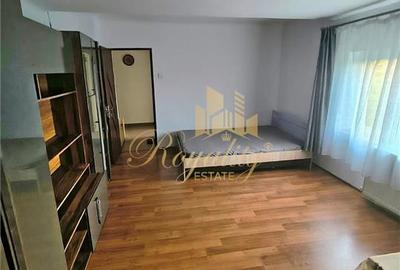 Garsonieră decomandată, mobilată în Complex Studențesc