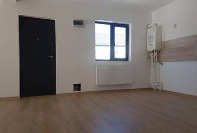 Duplex cu 12 camere cu Teren 1600 Mp în Domnești - 7