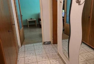 Garsonieră decomandată în Rahova