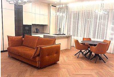 Apartament cu 3 camere semidecomandat, mobilat în Pipera