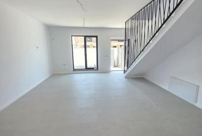 Casă cu 3 camere în Central