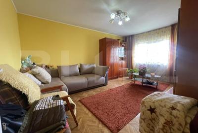 Apartament cu 3 camere decomandat, mobilat în Nord
