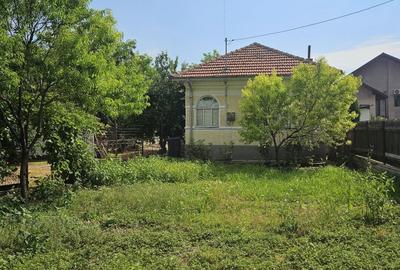 Casă cu 4 camere în Central - 4
