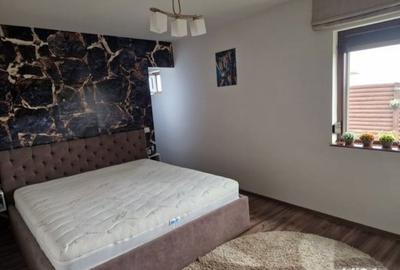 Casă cu 3 camere în Central